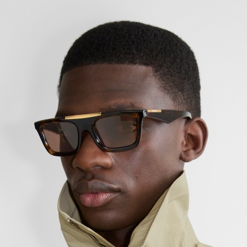 Burberry Classic Rectangular Sunglasses - image 5